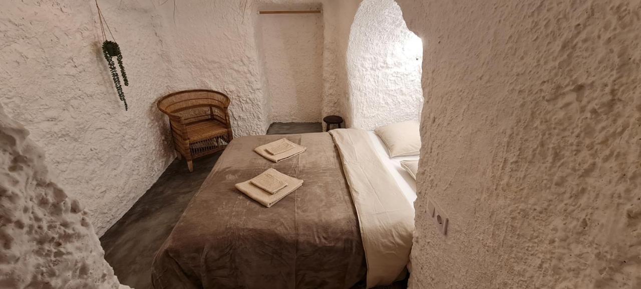 Cuevas Los Coloraos - El Bandido Villanueva de las Torres Dış mekan fotoğraf